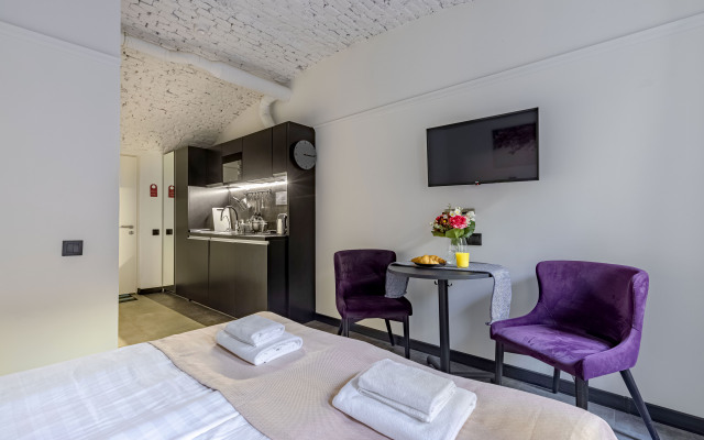 M28 Apart Hotel