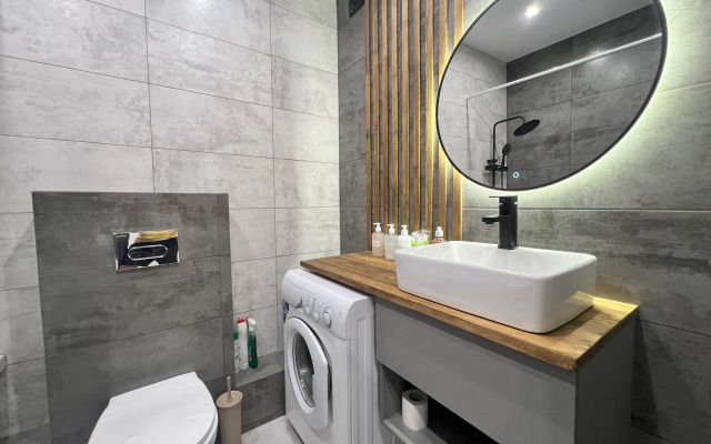 V Prekrasnom Novom Zhk Levoberezhye Flat