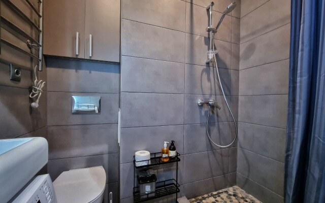 FlatHome24 U Metro Narvskaya Apartments