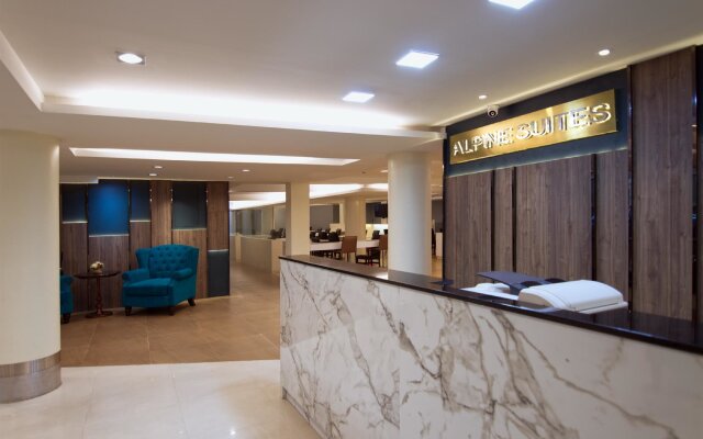 Grand Alpine Hotel