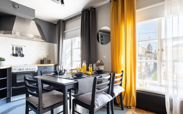 Апартаменты Двухуровневые Little Italy 140 кв.м с видом на собор