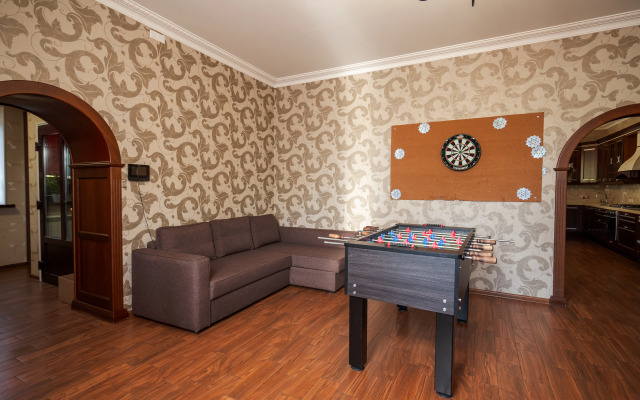 Grushewuy Sad Guest House