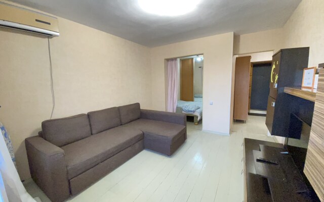 Апартаменты Однокомнатная Квартира на Площади Горького