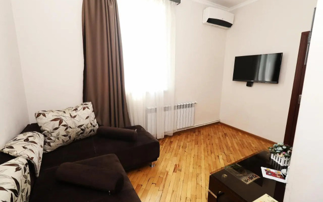 Tigran Mets Hotel