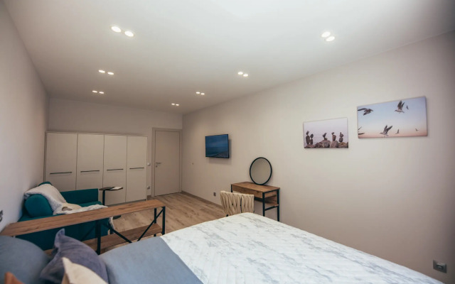 2kh-Komnatnaya V Novom Zhk krants-Prestizh Flat