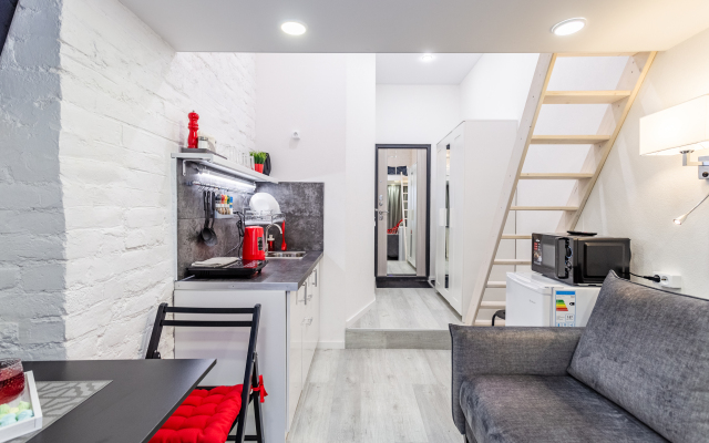 Апартаменты Quartet на Дегтярном 3