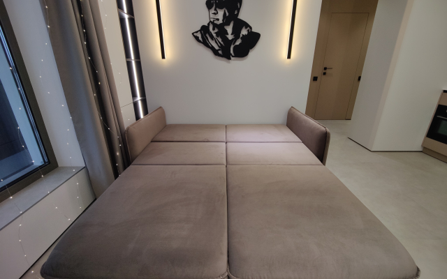 V Novom ZHK Biznes Klassa Golden City 8 Flat