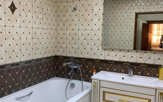 Апартаменты Буйнакская 8