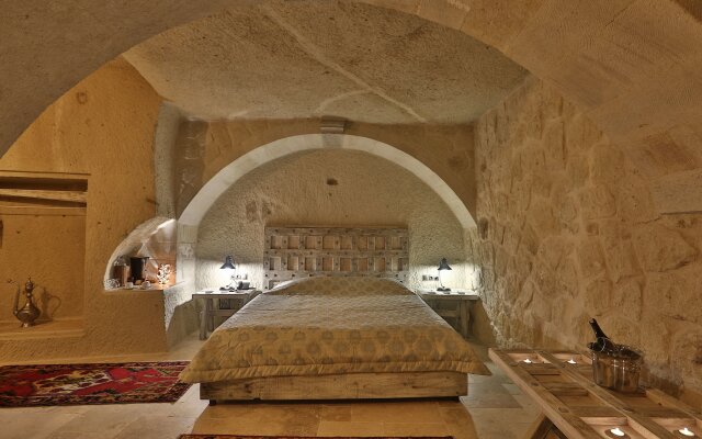 Nox Cave Hotel