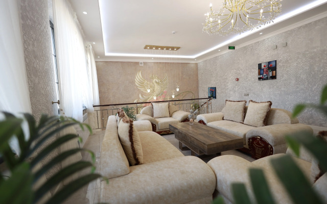 Ideal Hotel