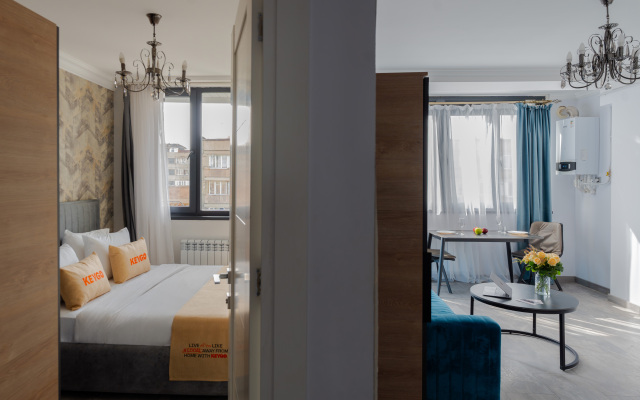 Key #0081, 1 Bedroom, Near English Park Apartments