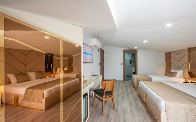 Luxury Airport Hotel by Zazzoni