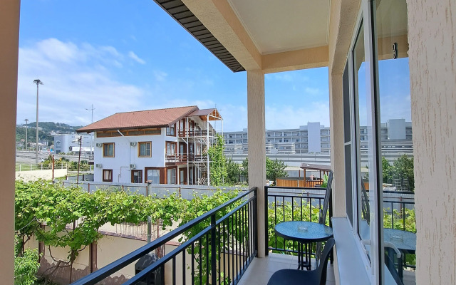 Uyutnye Apartamenty V Olimpiyskom Parke Flat