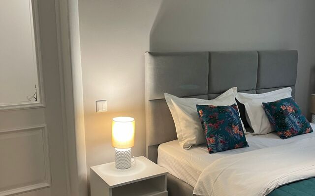 M.o.o.n Apartments Tole Bi Tulebaeva Kv 8 Tsentr Flat