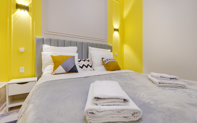 Апартаменты Бирюза и Подсолнух ВПитер на сутки