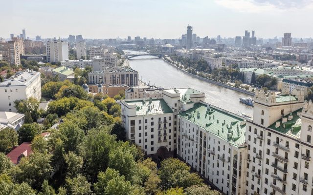 Апартаменты Улучшенные с балконом и видом на реку