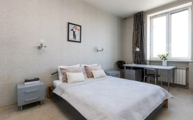 Na Ploschadi Pobedy Apartments