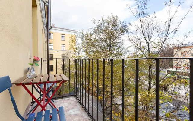 Апартаменты 10 Bussi Suites Botanicheskaya 41/7