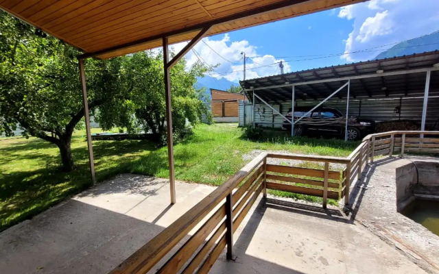 Частный дом Уют горных вершин