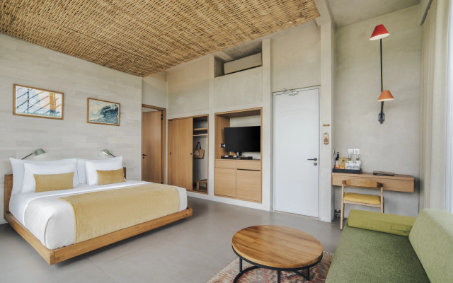 Курортный отель Atap Beach Resort Canggu by Ini Vie Hospitality