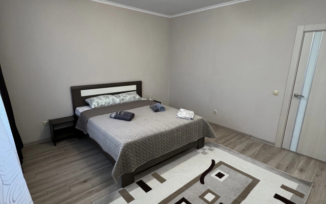 V Novom Rayone Vostok Flat