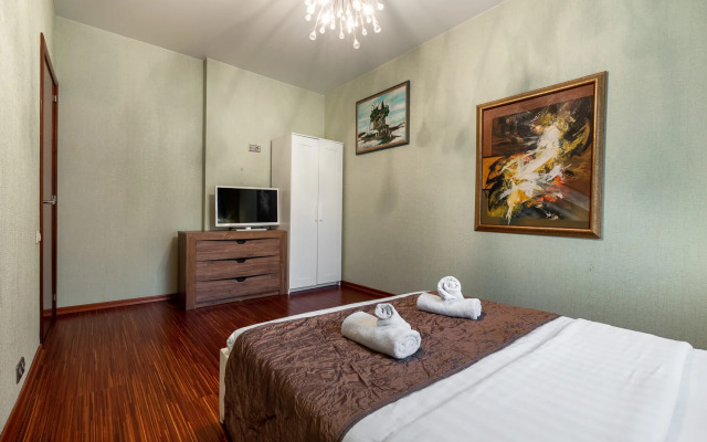 Апартаменты БонАпарт 2-х комнатные с джакузи на Студенческой 42