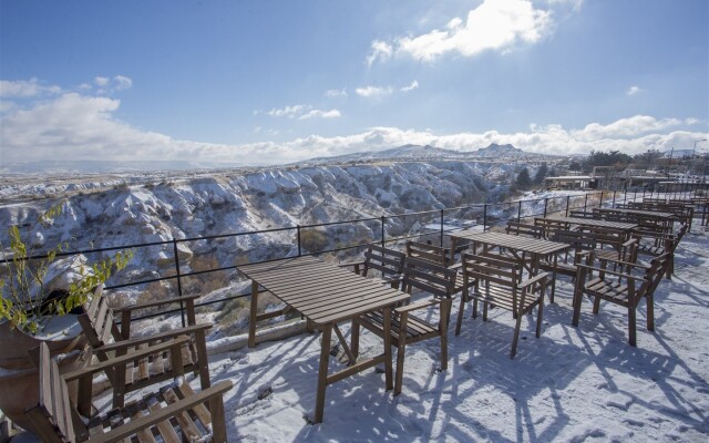 Kistar Cave Hotel