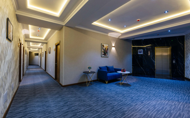 Royal Sebzor Expo Hotel