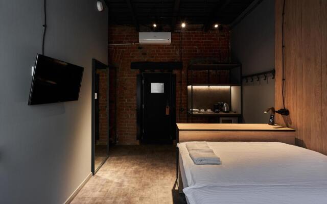 Vertical Boutique Hotel