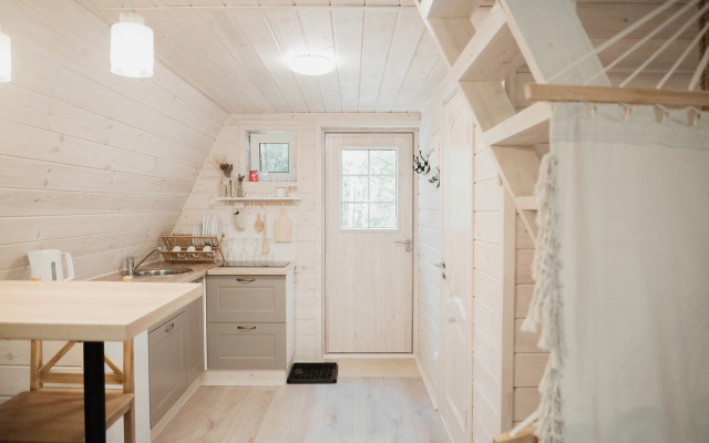 Deep Lake Guest House