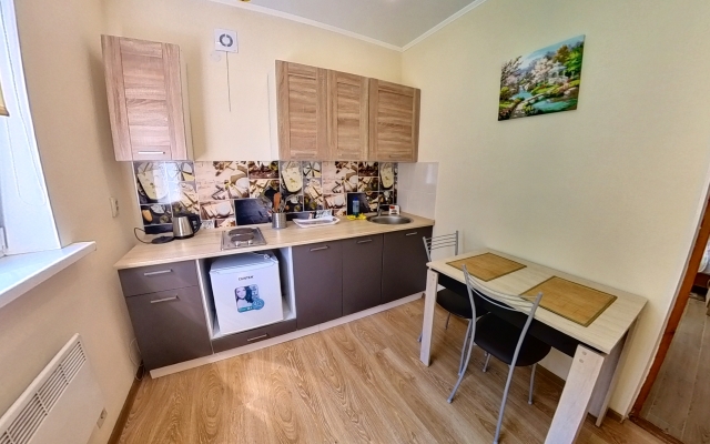 Yuzhny Guest House