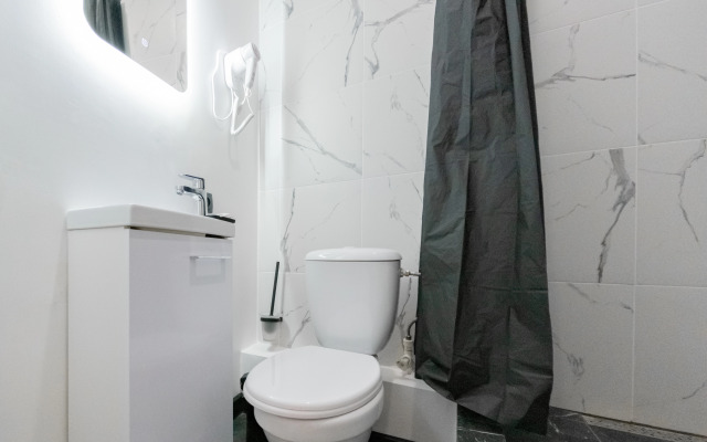 Апартаменты Студия Добрый Сутки на Крестинского