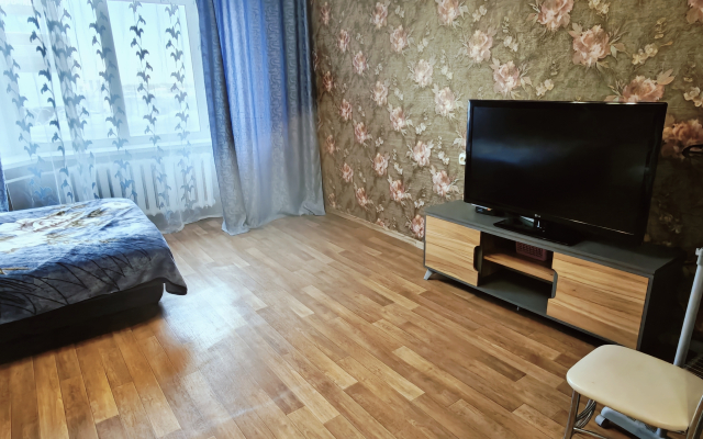 Квартира рядом НГДУ, ТРЦ Бумеранг, Каток