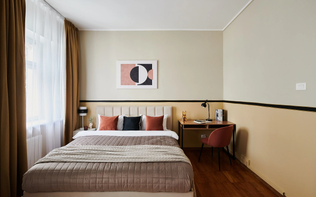 Квартира GM Apartments Двухуровневая с мансардой у Патриарших Прудов