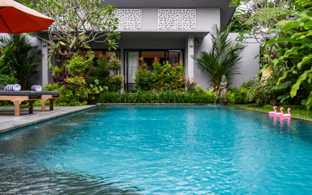 Chakola with Koi Pond Villa