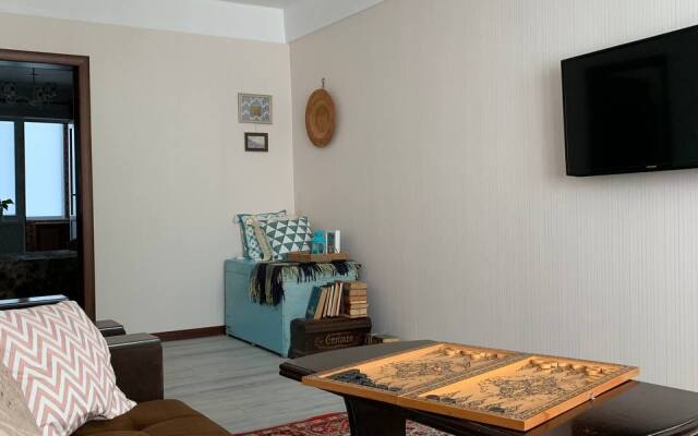 Dvuhkomnatnye ryadom s Plyazhem Flat