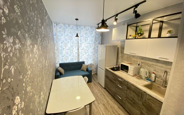 Na Ulitse Aleksandra Polina 1 Apartments