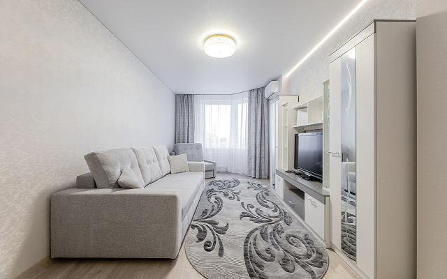 V Samom Tsentre Vozle Metro Flat