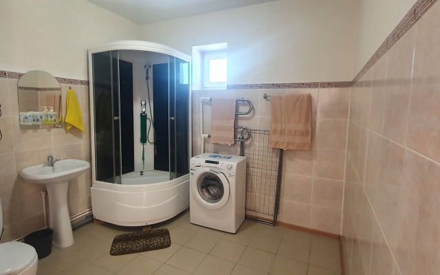 Apartment Parkovaya