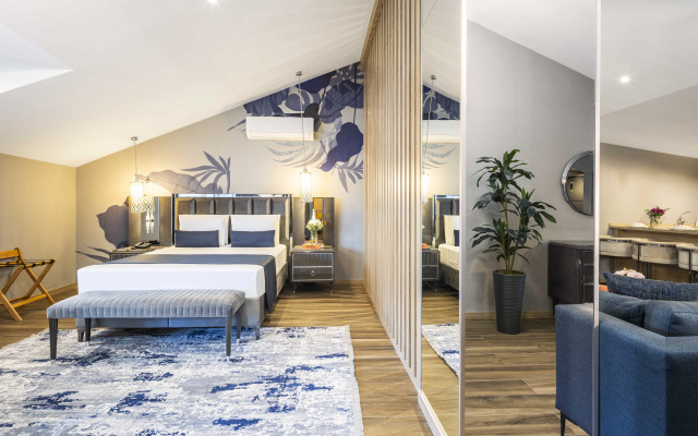 Бутик-отель The Capri Osmanbey