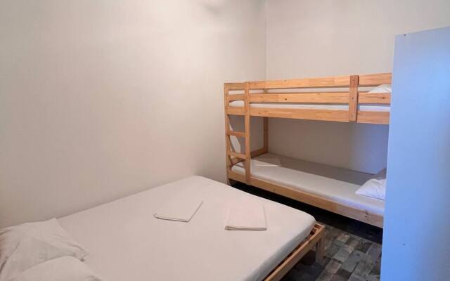 Laguna Guest House