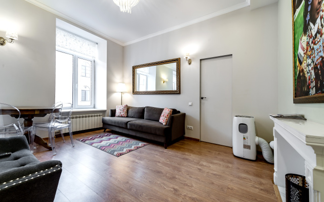 Квартира возле Спаса на крови