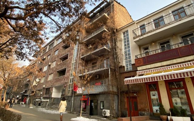 Апартаменты Stay Inn on Abovyan Str. 32-1