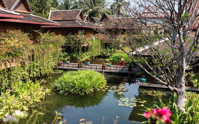 Отель Angkor Village