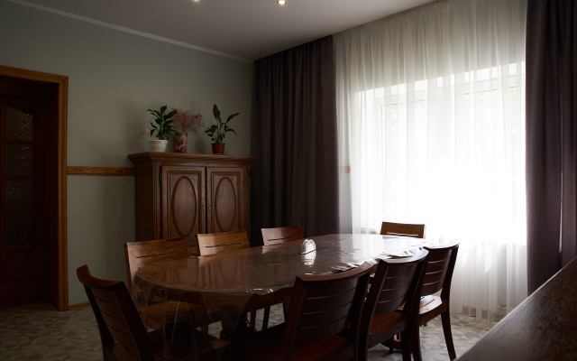 V Yolkakh Private House
