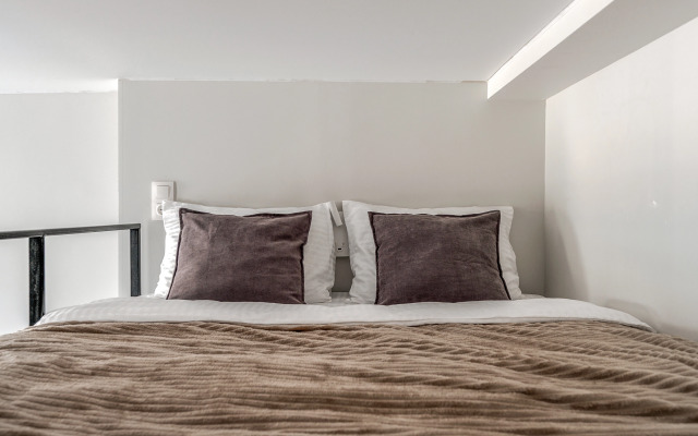 Khaki Flat Apartments