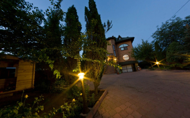 Gostevoy Dom Villa Roza