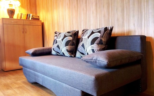 Central House Lesnoi Guest House