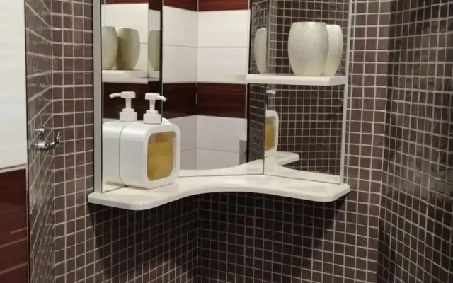 Lyuks Vmestimostyyu 8 Chelovek Apartments