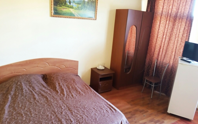 Uyut na Dekabristov Guest House